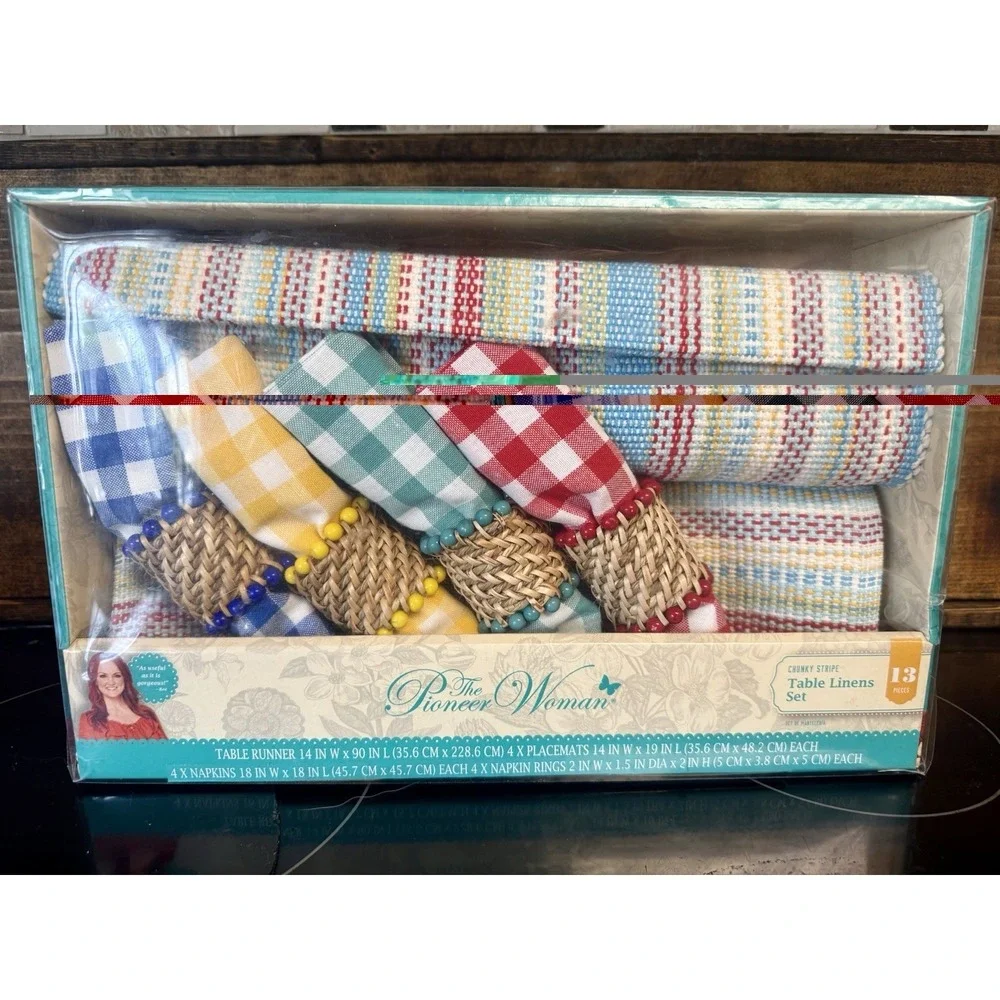 Pioneer Woman Chunky Stripe 13 Piece Table Linens